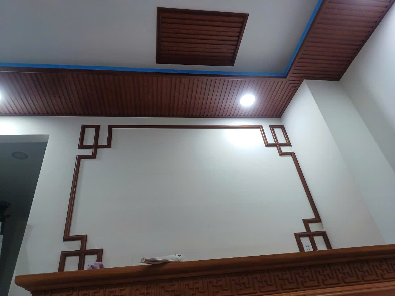 Trang trí phòng thờ , trang trí điểm nhấn cho ngôi nhà thêm dang tại Tân Phú Hồ Chí Minh